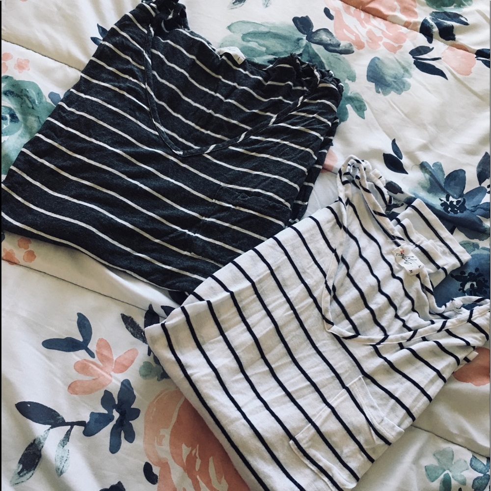 Bundle of 2 long sleeves